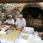 Nenette 로코로톤도
